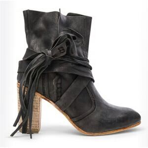 Free People Seven Wonders Leather Stacked Heel Ankle Boots Dark Charcoal Size 38
